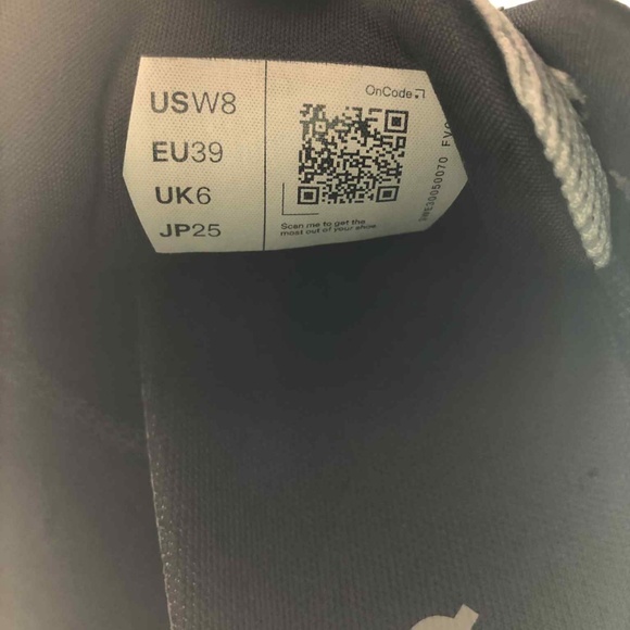 On Cloudsurfer Next Running Shoes - Picture 12 of 12